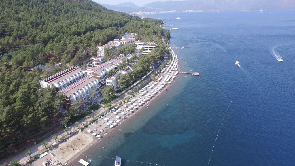 Orka Lotus Beach