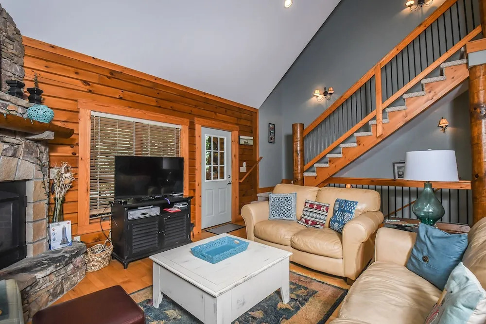 Pinehaus Chalet 4 Bedroom House