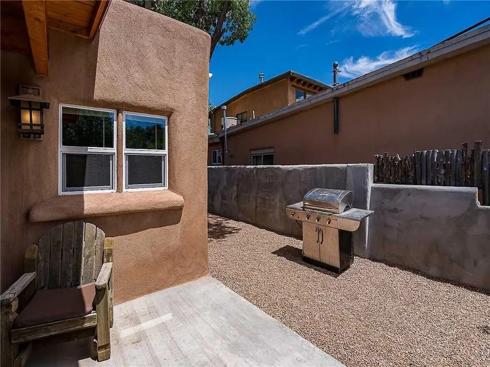 Casa Dulce, 3 Bedrooms, Walk to Town, Pet Friendly, Sleeps 6