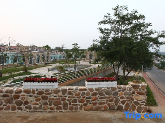 Ocean & Hills Resort