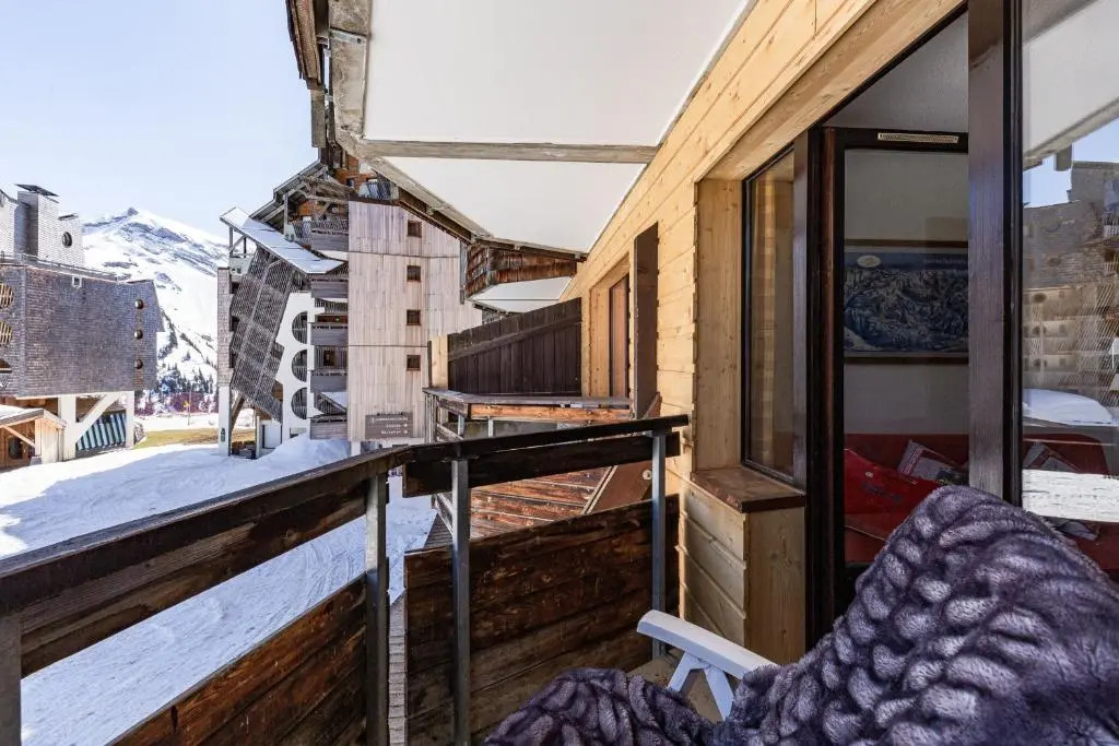 Stylish modern apartment for 4 by Avoriaz Chalets