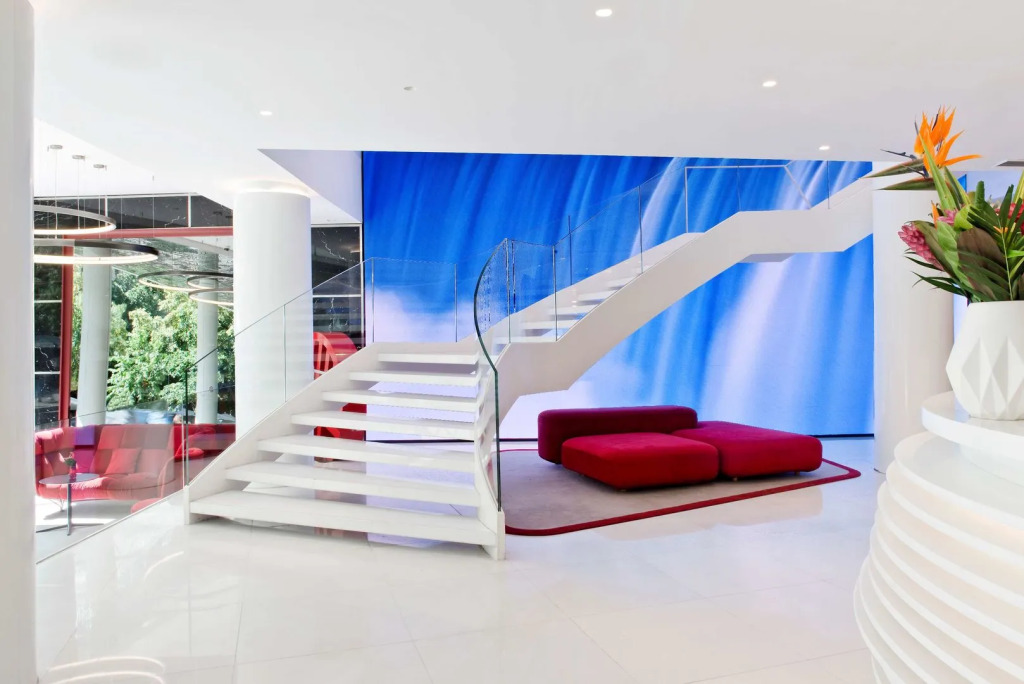 Отель NH Collection Barcelona Gran Calderón