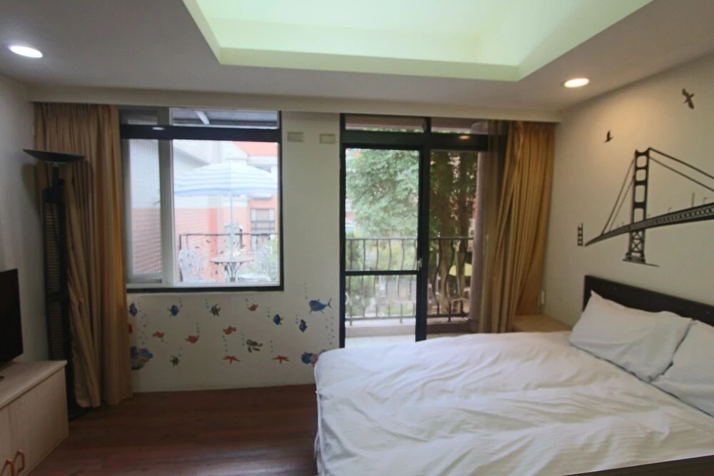W Villa