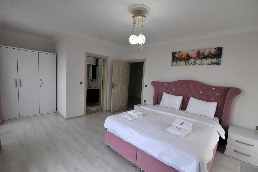 Verizana Apartments & Suites
