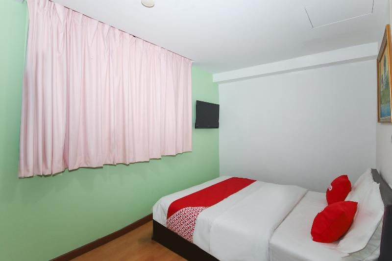 OYO 90345 TM Hotel