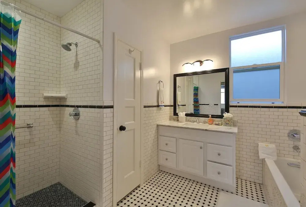 145 Stanyan Street Apartment 2 Bedrooms 2 Bathrooms Apts