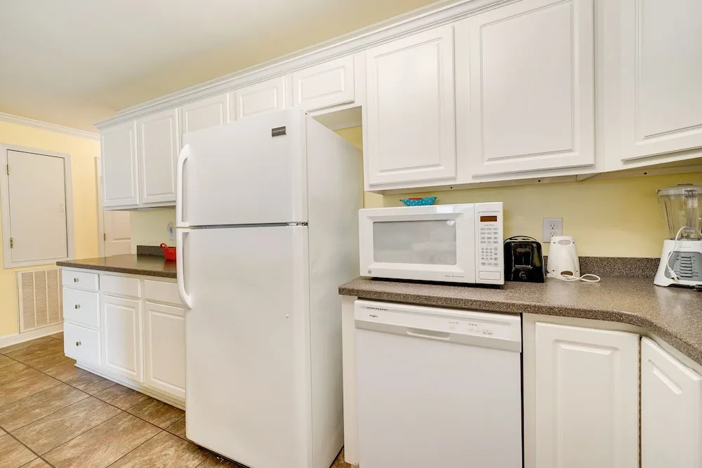Oak Island Vacation Rental ~ 1 Block to Beach!