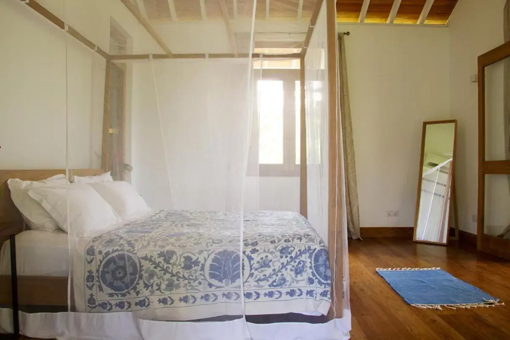 Boundary House. 4 bedrm villa with private Chef