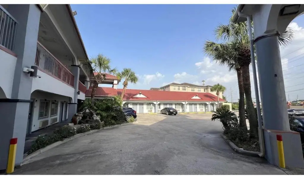 Kiwi Inn Capital O Houston - Hwy 249