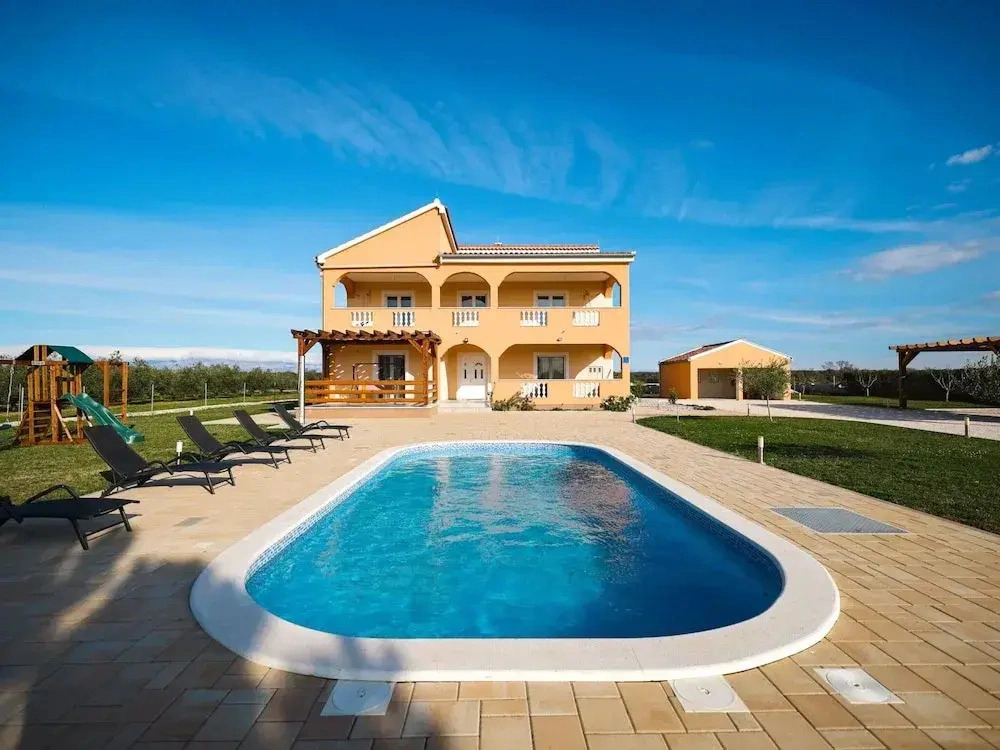 Holiday Home in Prkos With Private Pool