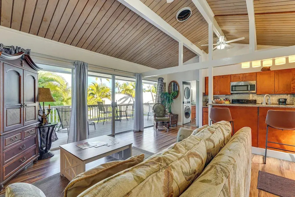 1 Mi to Beach: Kailua-kona Condo w/ Pool Access!