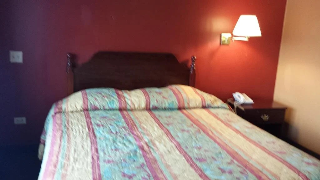 Bridgeview Inn