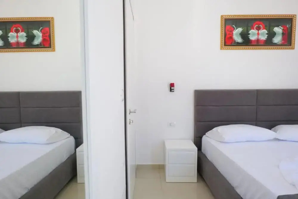 Vila Xhafa