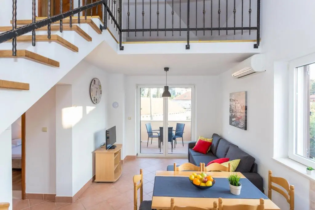 Apartments Kralj Ana