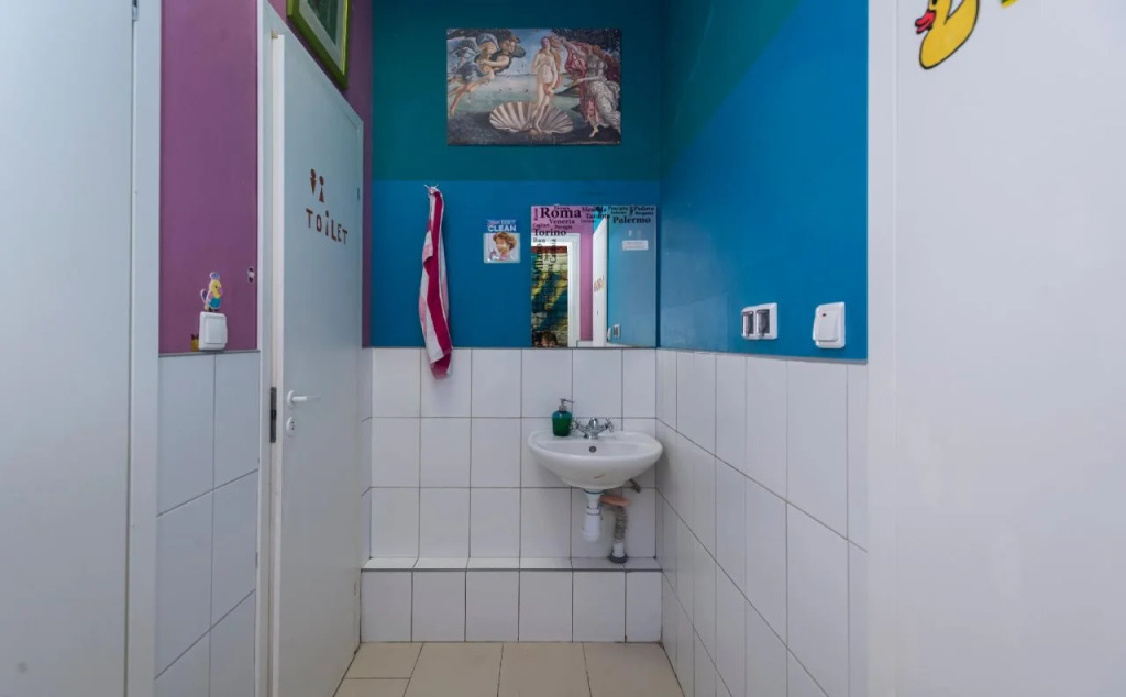 Red House Hostel