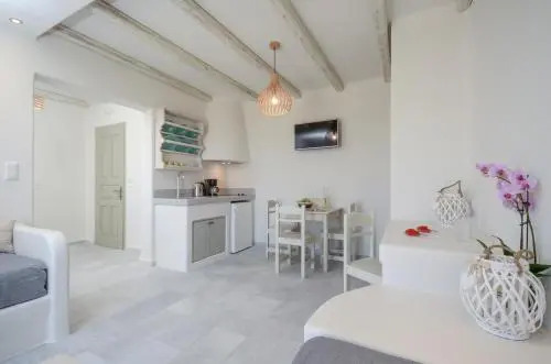 Agnadi Hotel