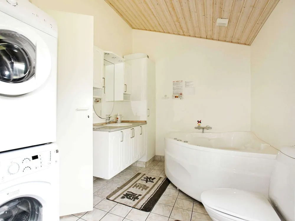 5 star holiday home in Hadsund