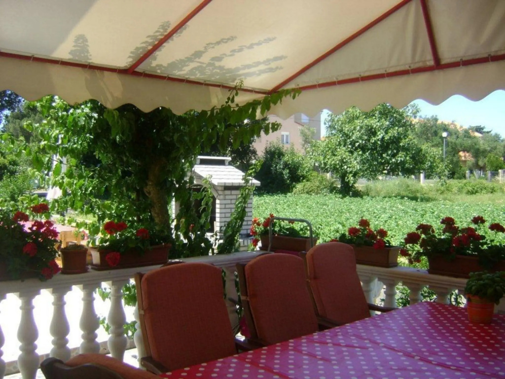 Darko - 30 m From Beach - A2