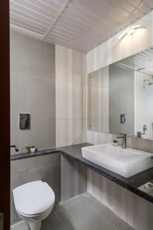 The Elite Apartment Aster