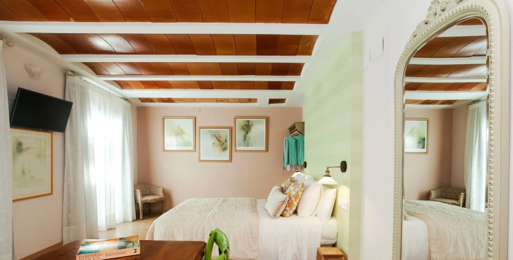 Total Marbella Suites - Adults Only