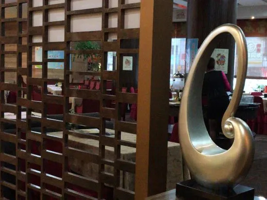 Baoshi Hotel