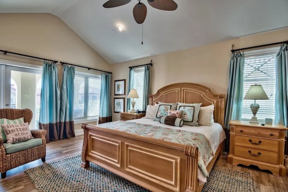 Villa Playa 5 Bedroom Holiday Home by Five Star Properties
