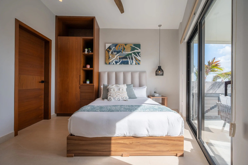 Kippal Aguamarina Serenity and Sophistication