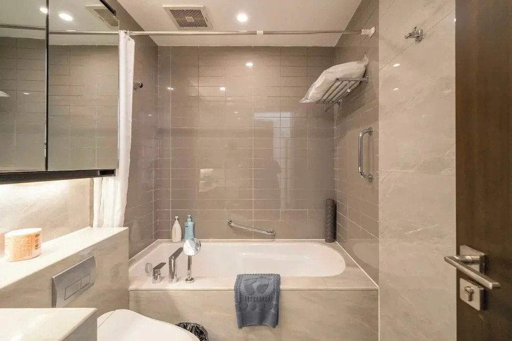 Tyms Gubei Apt 3BR 2BA near Takashimaya