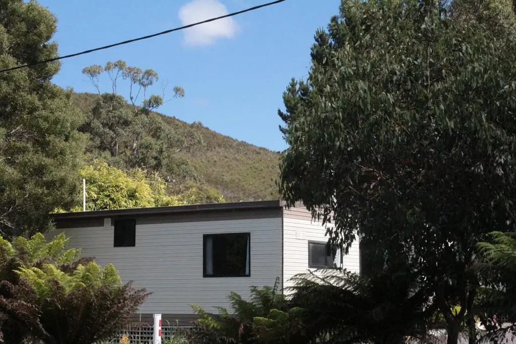 Zeehan Bush Camp