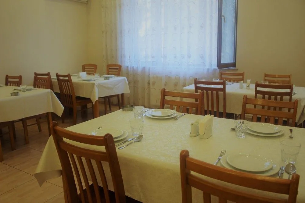 Garden Villa Hotel