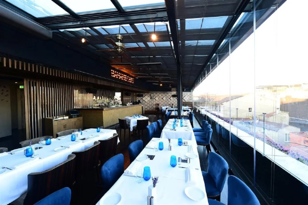 10 Karakoy