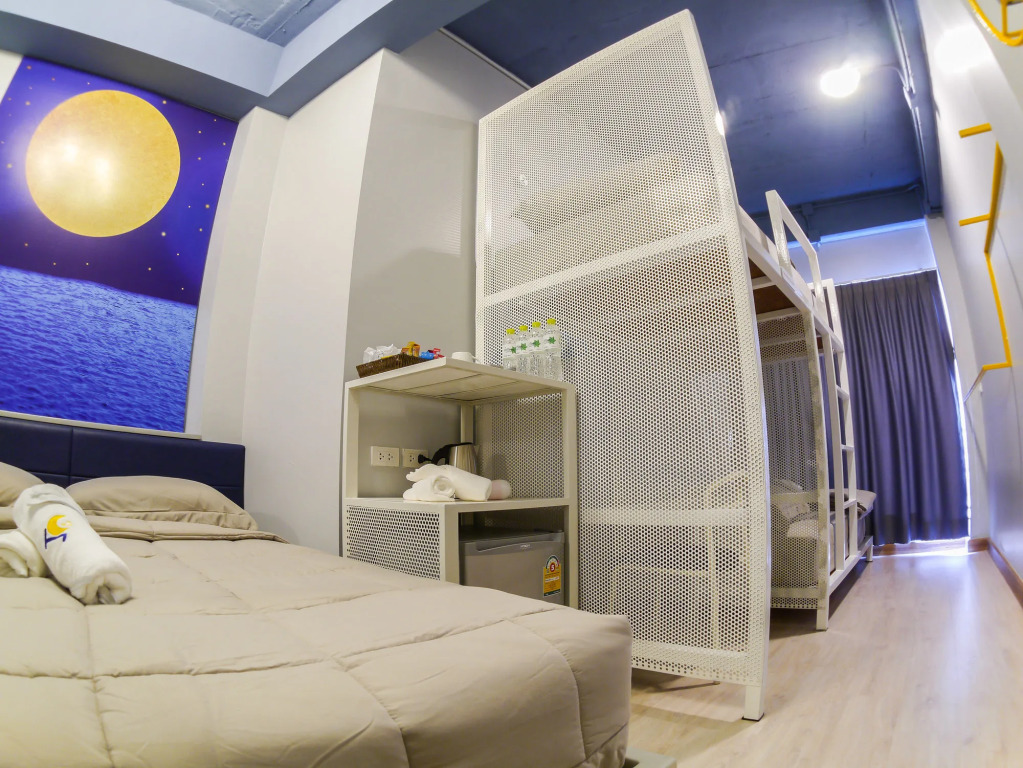 The Moon Hostel Huahin
