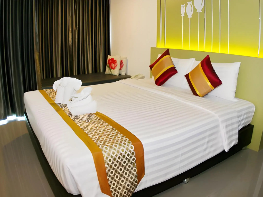 Arthitaya Green Nature Hotel & Lakkhana Poolside Resort