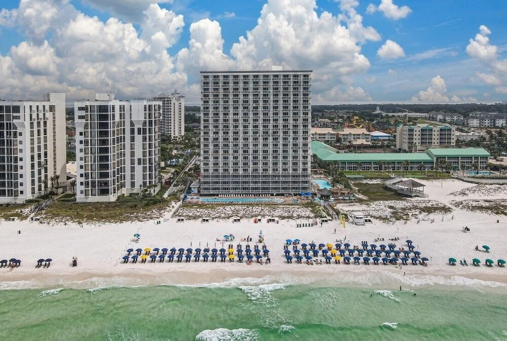 Pelican312 2 Bedroom Condo by RedAwning