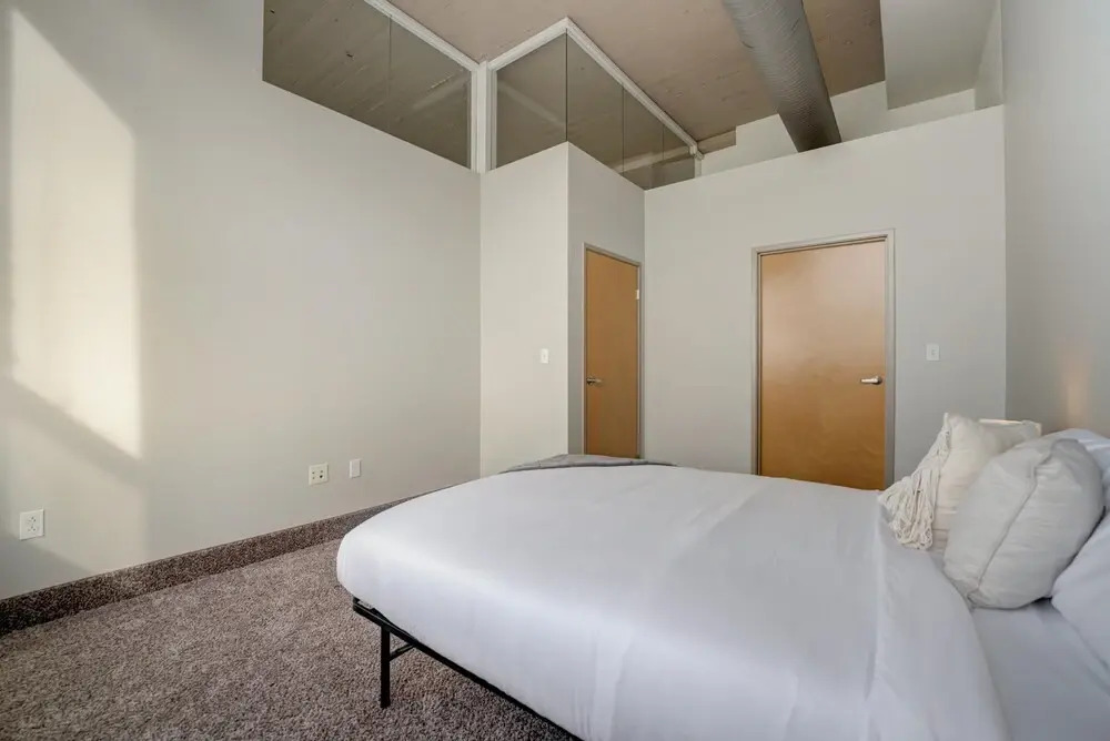 FRONTDESK Waterfront Apts Downtown Cleveland