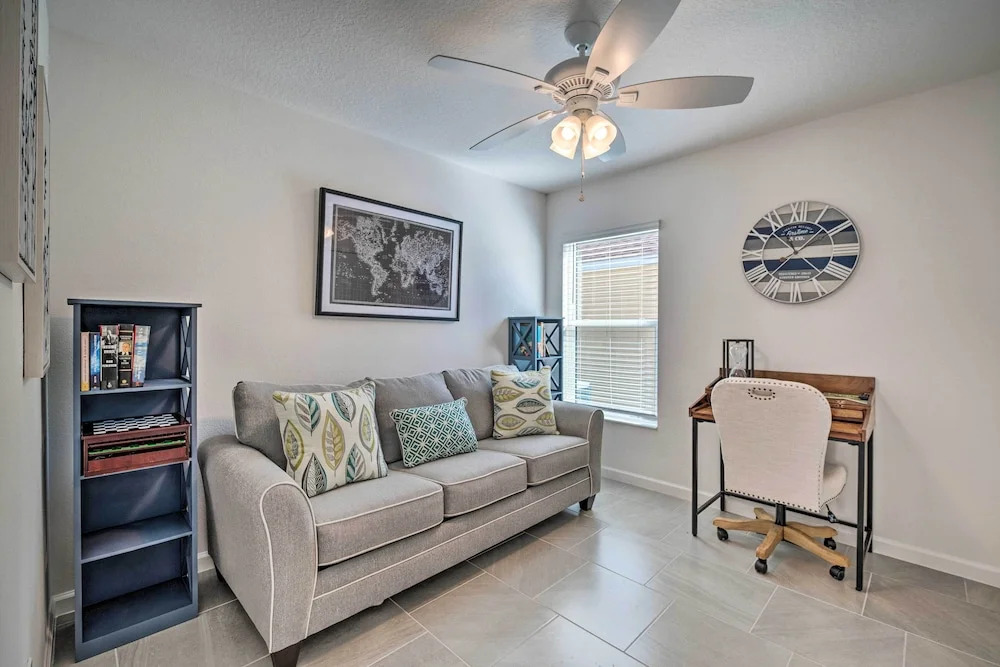 Home in The Villages: Golf Cart & Amenity Access