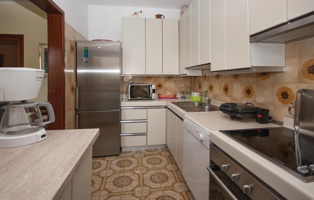 Stunning Home in Medulin With Wifi and 4 Bedrooms