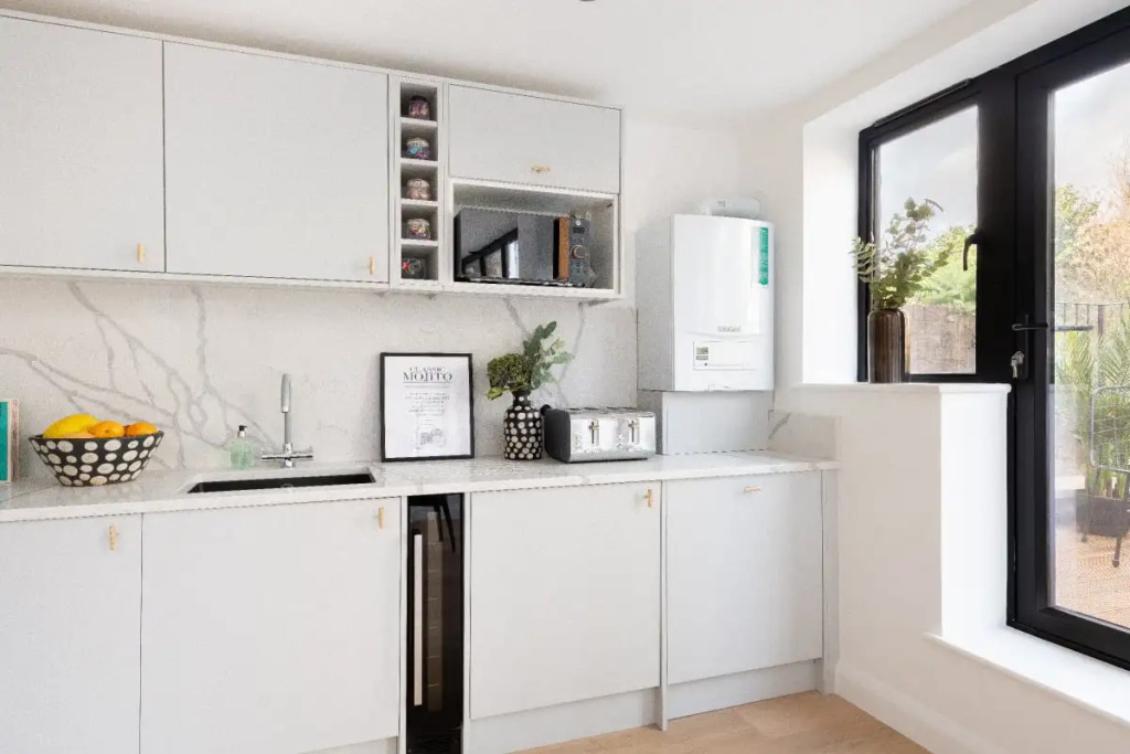 The Regent's Park Retreat - Spacious & Modern 1BDR Flat