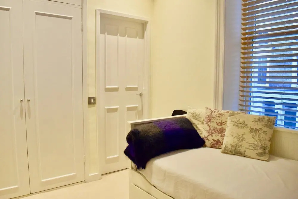 Private Terrace2 Bedroom Home
