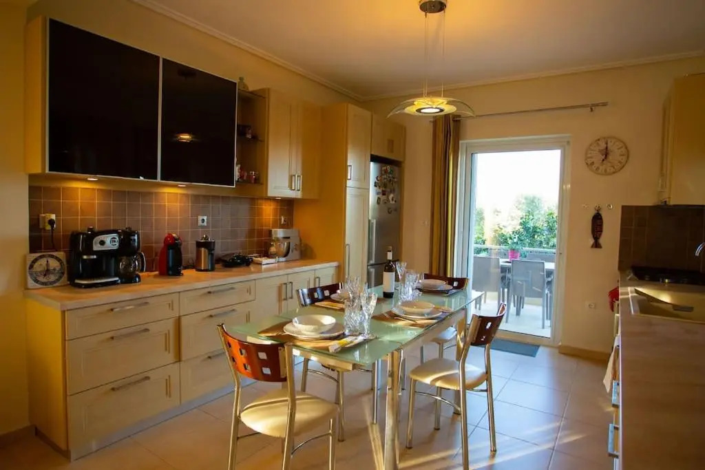 Fou's luxury apartment