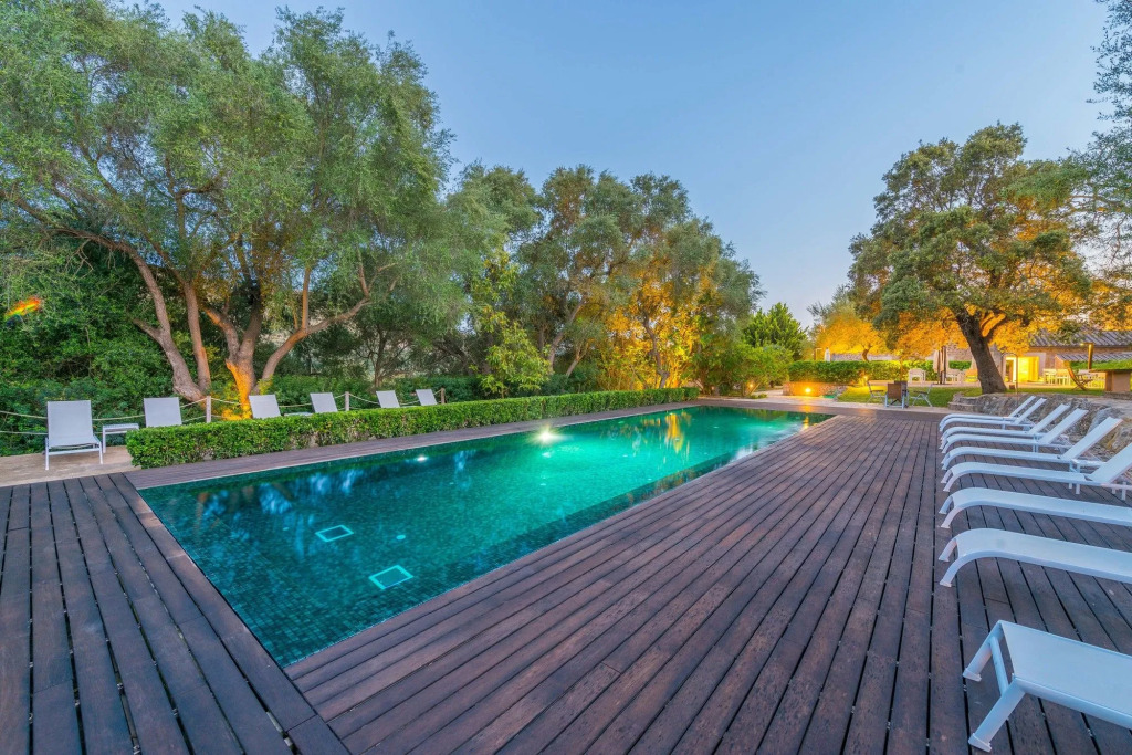 Son Simo Vell Pool & Vineyard Views
