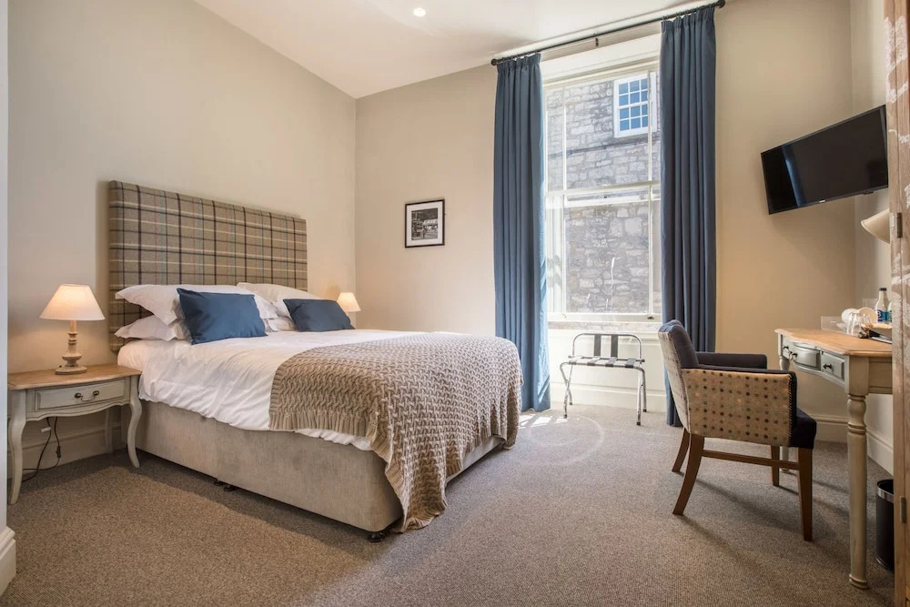 The George - Castletown Isle of Man