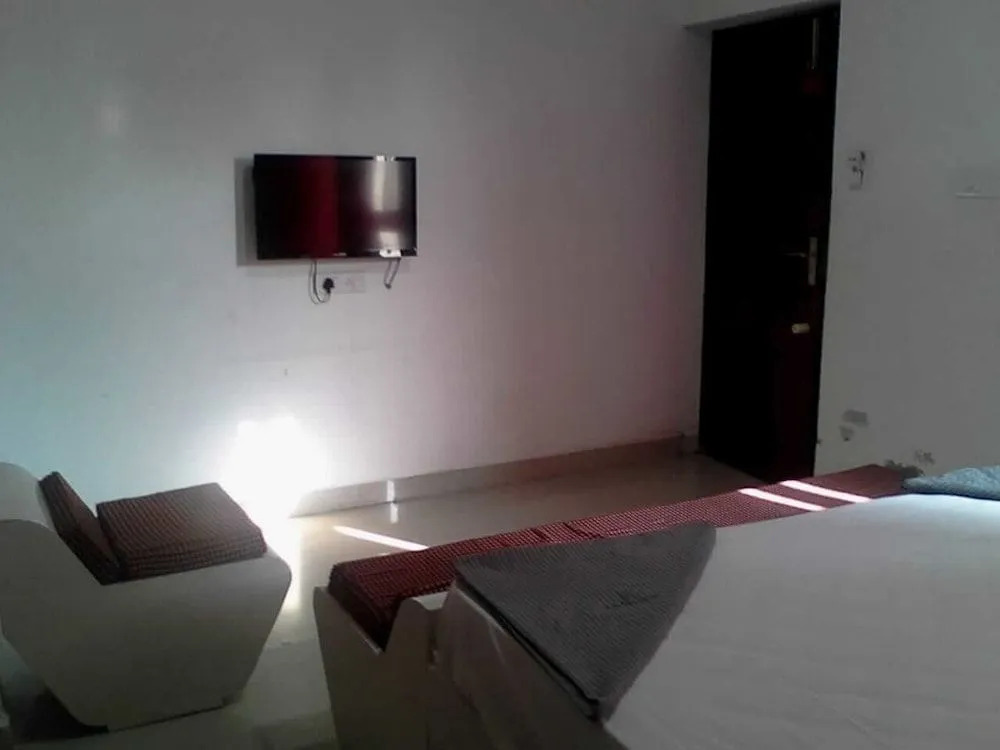 Hotel SR Residency