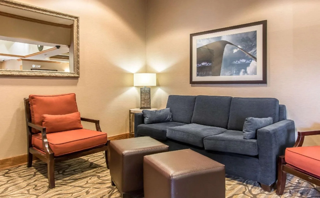 Comfort Suites Rolla