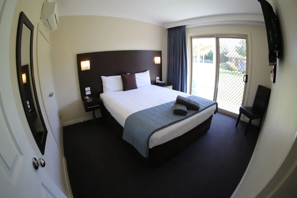 Sleepy Hill Motor Inn