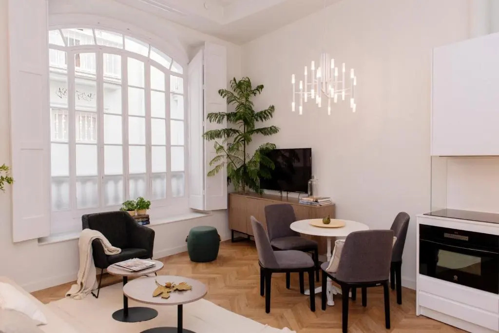 Plaza Mina Suites by Luxury Suites Cadiz
