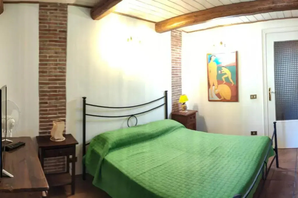 Villa Neli, Palazzolo Acreide, Siracusa, Hot Tub, Wi-Fi & Parking