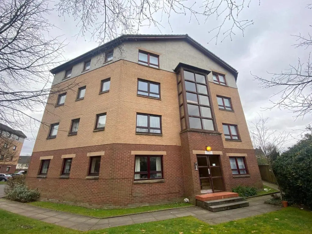 Beautiful 3 Bedroom Apt, mins from Glasgow Airport, M8 & SEC