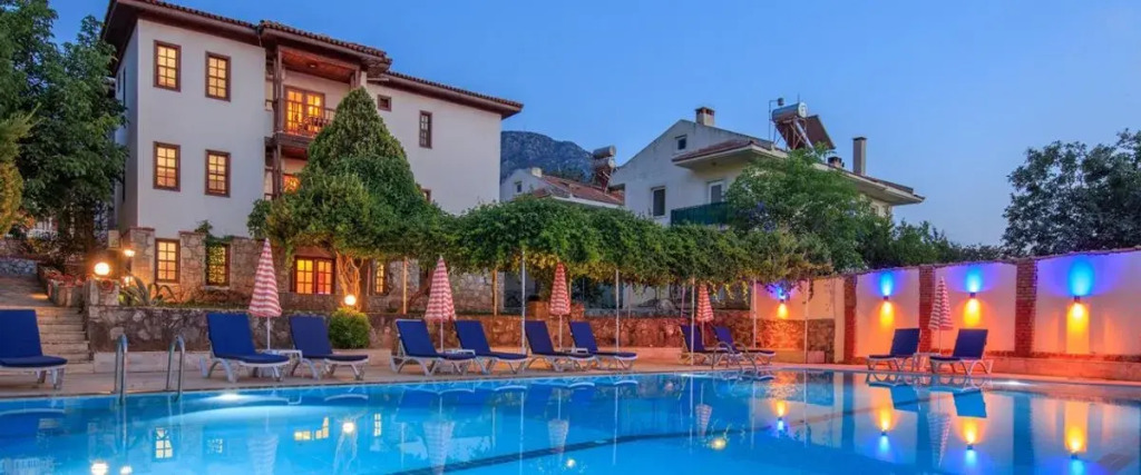 Mese Suites