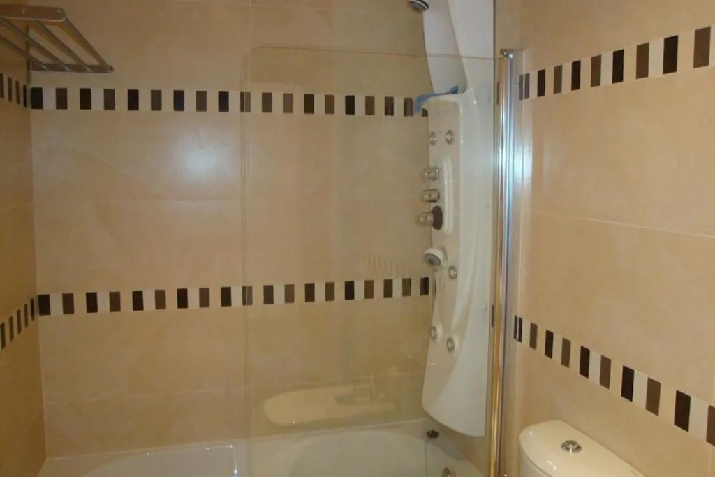 Olhos De Água 1BR with Pool, AC and Free Parking